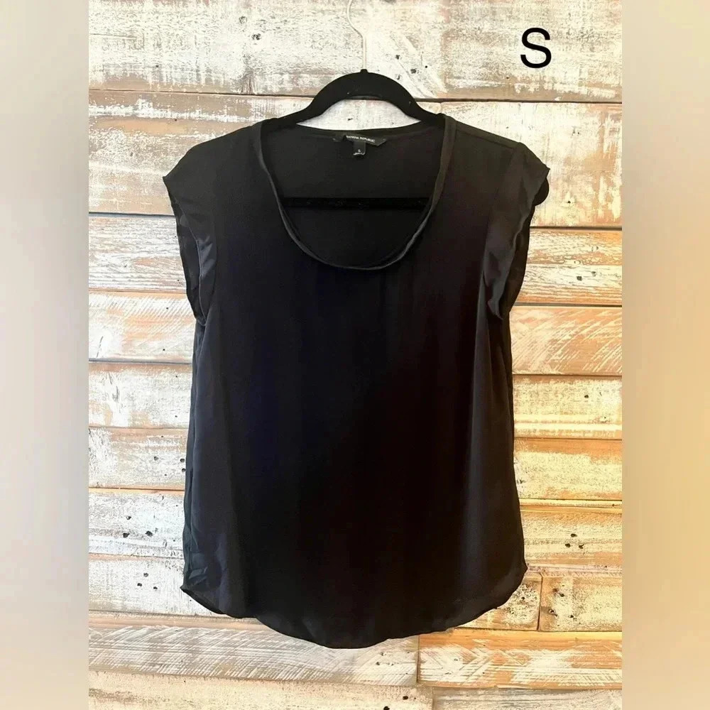 Banana republic black womens blouse S